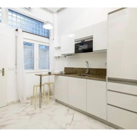 Appartamento Little Cozy Loft Madrid Free Street Parking Wifi Barbadillo Bis Esterno foto