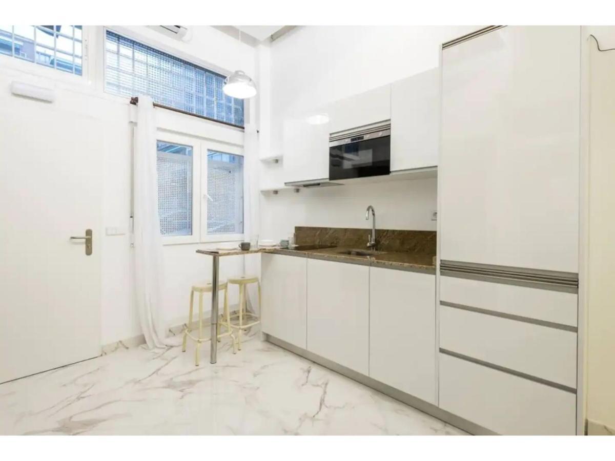 Appartamento Little Cozy Loft Madrid Free Street Parking Wifi Barbadillo Bis Esterno foto